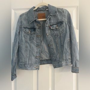 Levi’s premium denim jean jacket small / xsmall